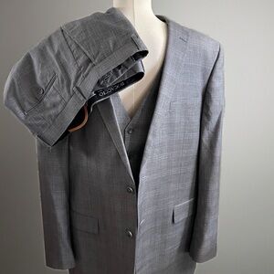 Bocaccio Uomo 3pc. Gray Windowpane Suit - Sport Coat 46L Vest Pants 40 x 30